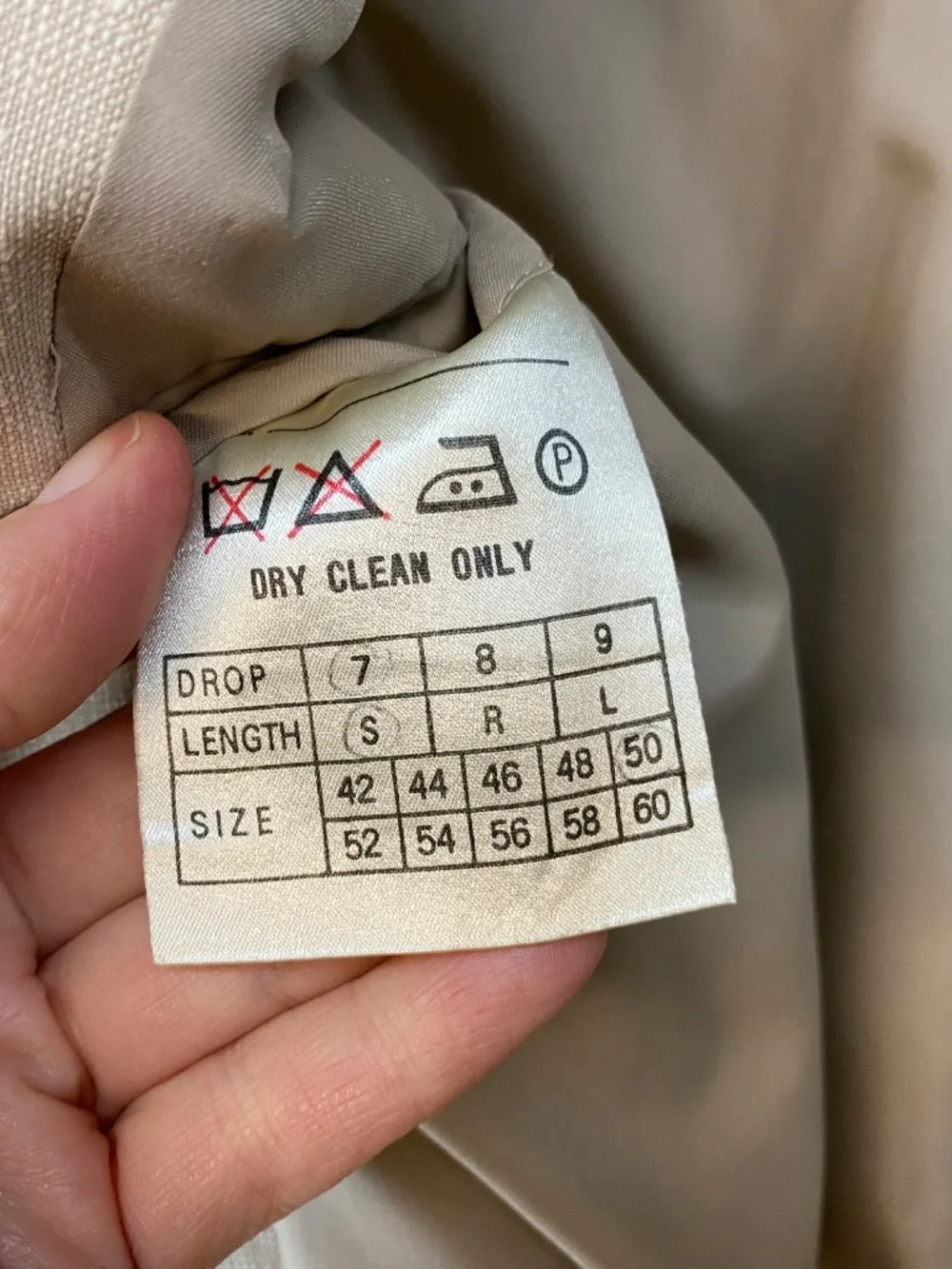 Linea Domizia • Size 50 Chest Meas 42